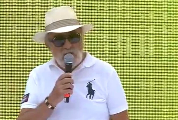 
    Arena Națională s-a umplut așteptând-o pe Simona HalepFoto Captură video protv  