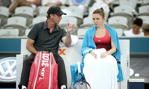 Antrenorul Darren  Cahill i a dat  sfaturi în timpul  meciului  jpeg