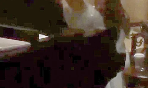 I a cântat la pian şi apoi a  luat o cu el, în camera hotelului jpeg
