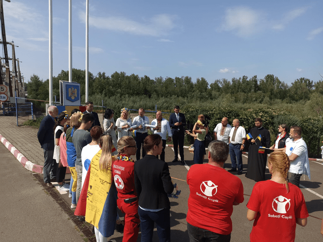 Maramureş: Lanţ uman în semn de solidaritate cu Ucraina, la frontiera de stat din Sighetu Marmaţiei