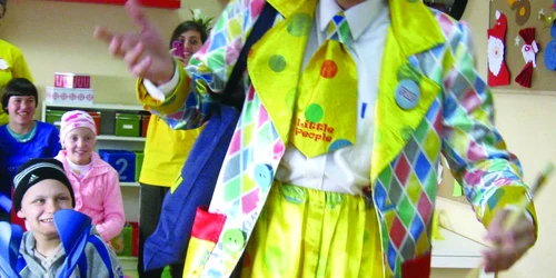 Serghei Pînzaru îl interpretează pe clovnul Flip-Flop