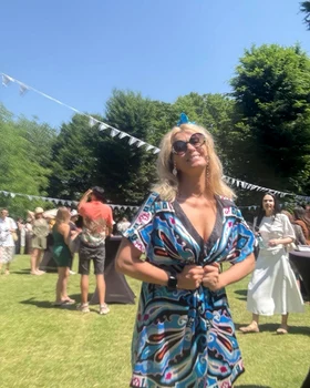  Actrița Raluca Guslicov a împlinit 50 de ani foto: Facebook 