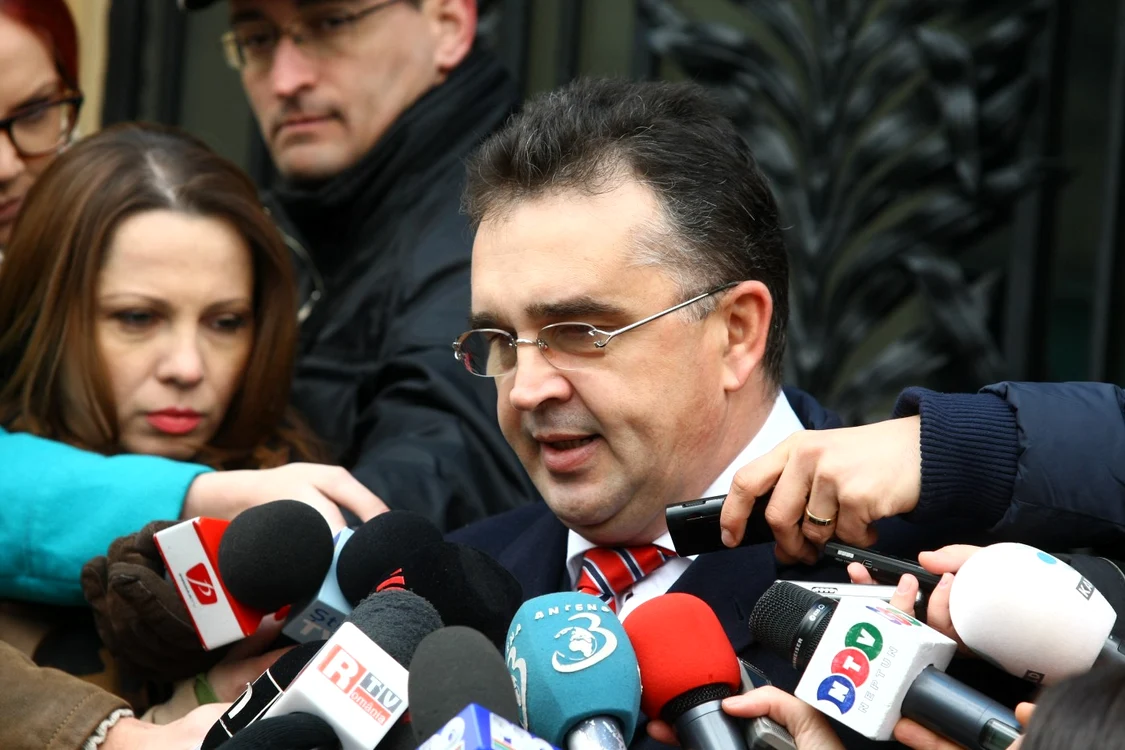 Marian Oprişan se contrează cu liderii PSD de la Bucureşti Foto: Adevărul