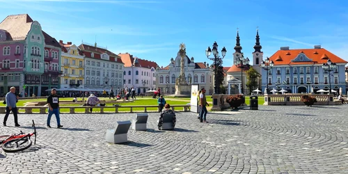 Piata Unirii din TImisoara foto fijet jpg