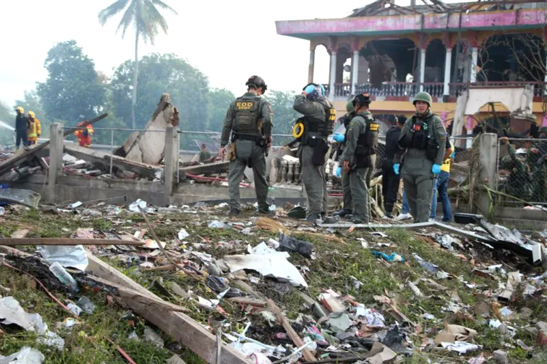 10 persoane au murit în urma exploziei FOTO Twitter/ TOPXNews