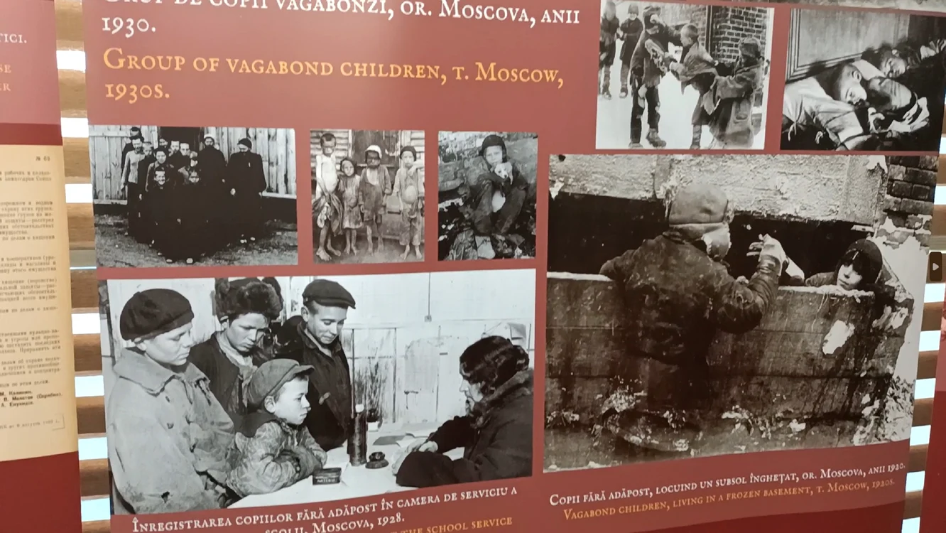 Expoziția Copilăria în Gulag cu victimele rusificării din Basarabia Foto Daciana Stoica