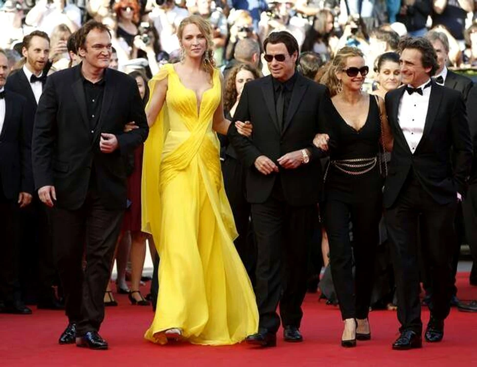 
    Quentin Tarantino, Uma Thurman și John Travolta au asistat la premiera Clouds Of Sils Maria  