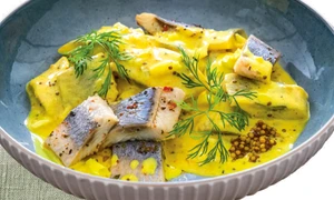 fileuri de hering in sos de mustar jpg