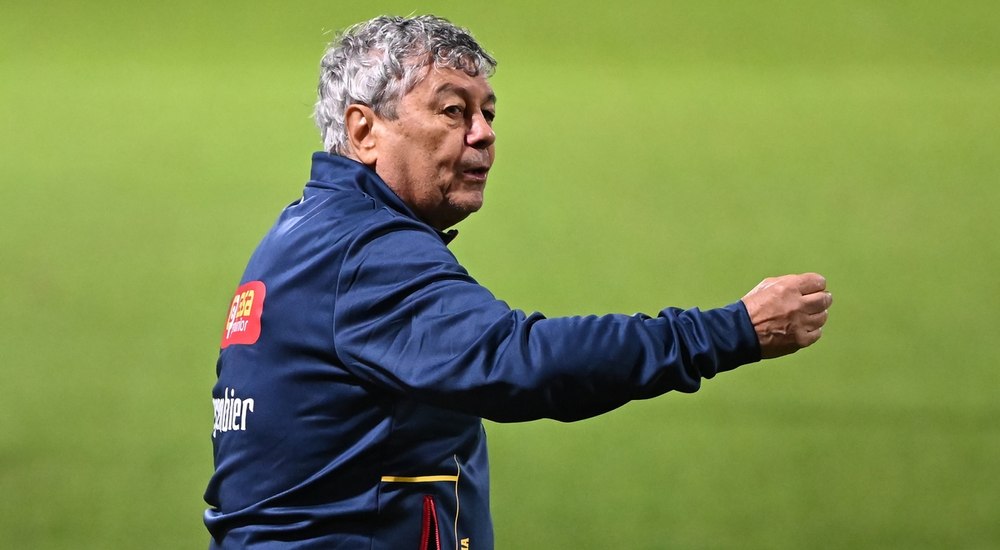 Mircea Lucescu pleacă mâine din țară. Selecționerul se întoarce cu treabă în Turcia
