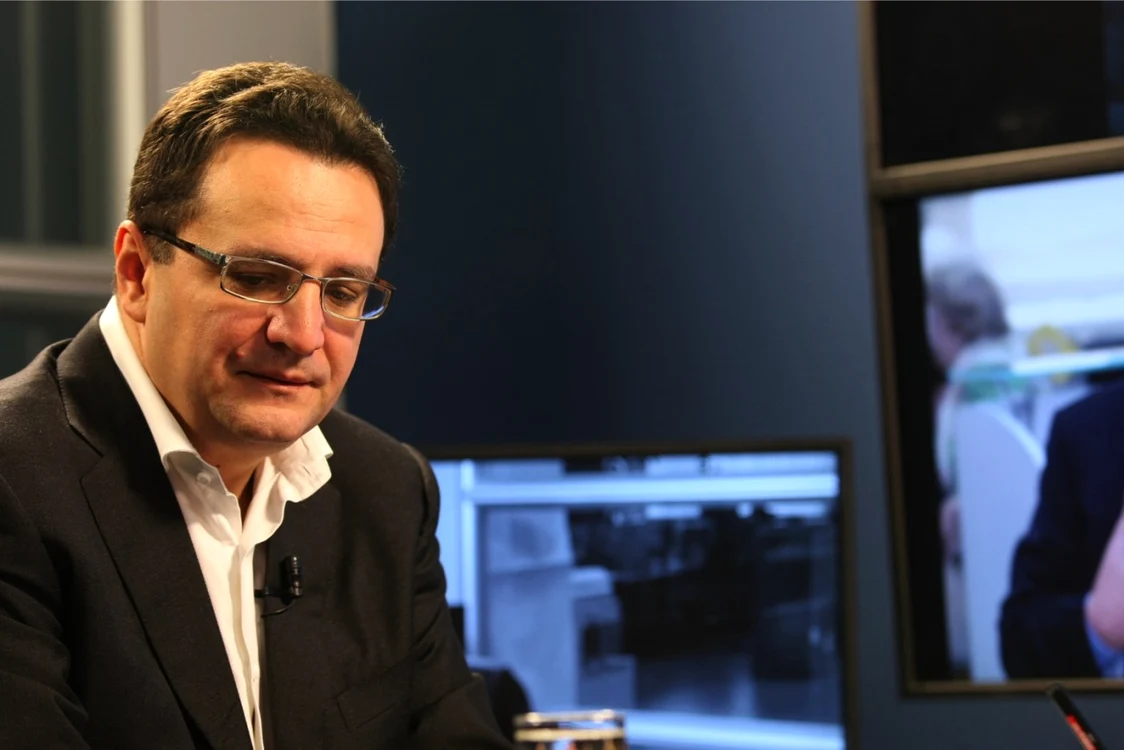 Adresa de e-mail a şefului SRI (foto) a fost spartă de un hacker FOTO Adevărul