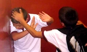 Bullying, tabu în stil românesc jpeg
