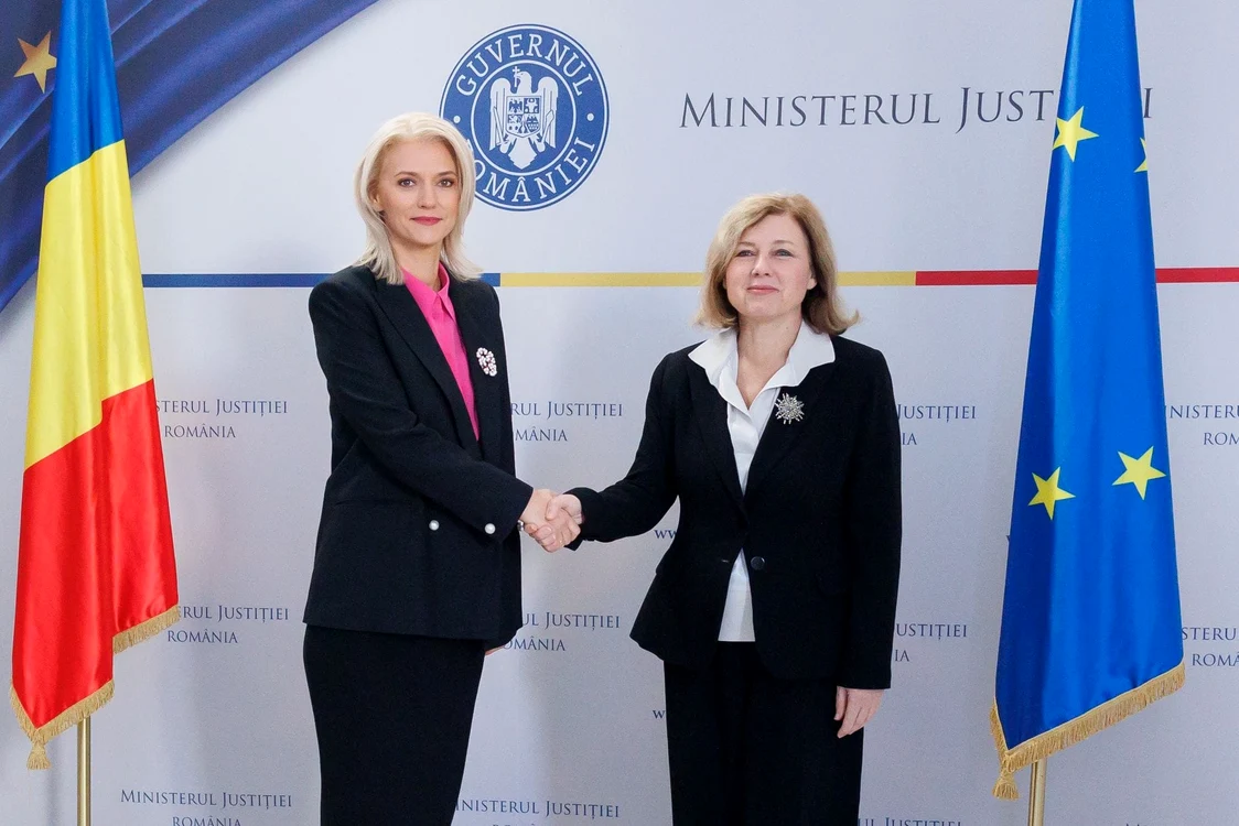 Ministrul Justiției s-a întâlnit cu Vicepreședintele Comisiei Europene. Foto: Facebook Alina Gorghiu