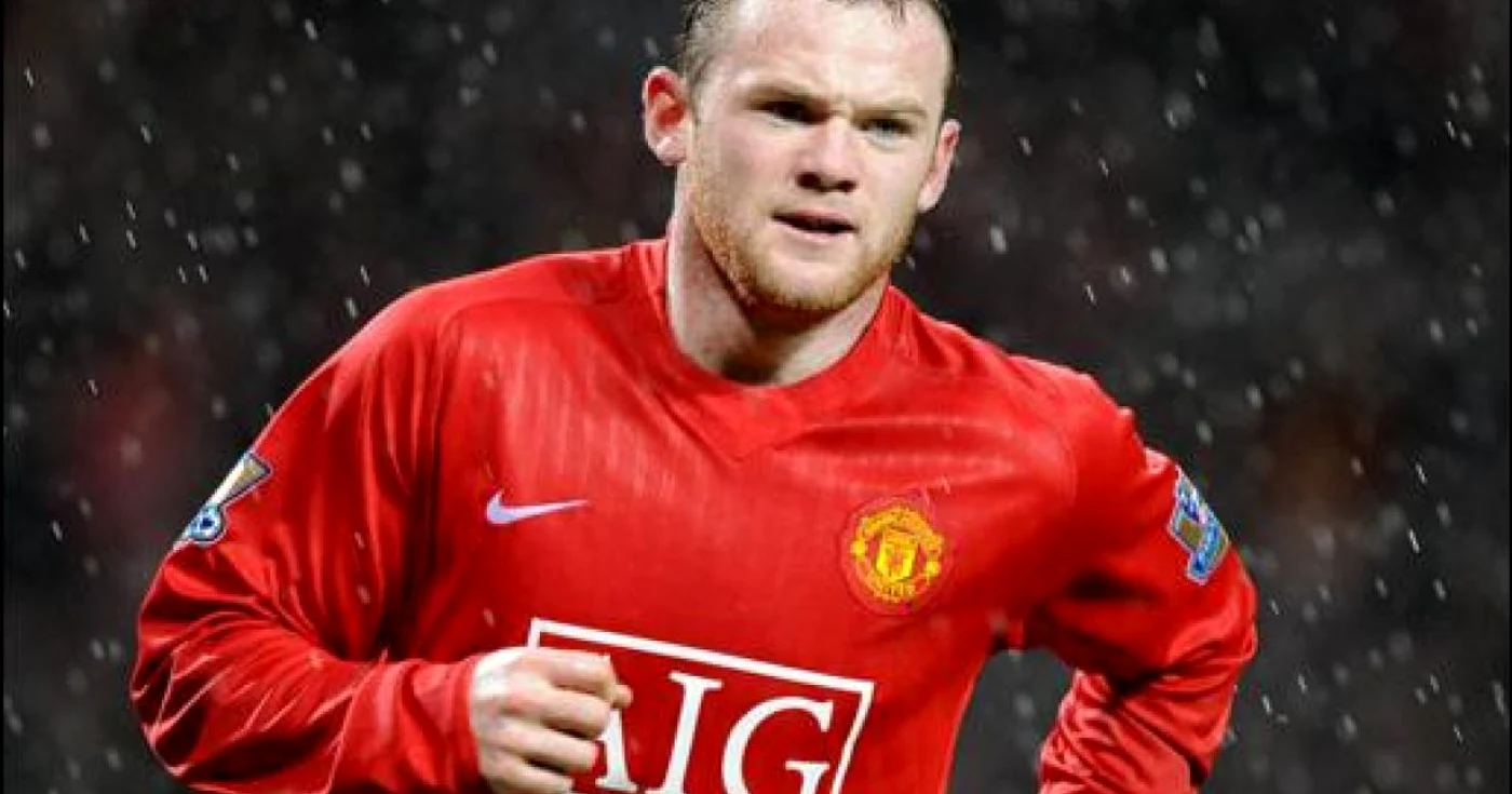 Rooney este golgheterul lui Manchester United şi cel mai de preţ "activ" al clubului în relaţia cu suporterii