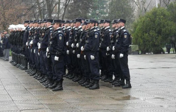 În toată ţara jandarmii sunt pregătiţi pentru intervenţii FOTO arhivă Adevărul