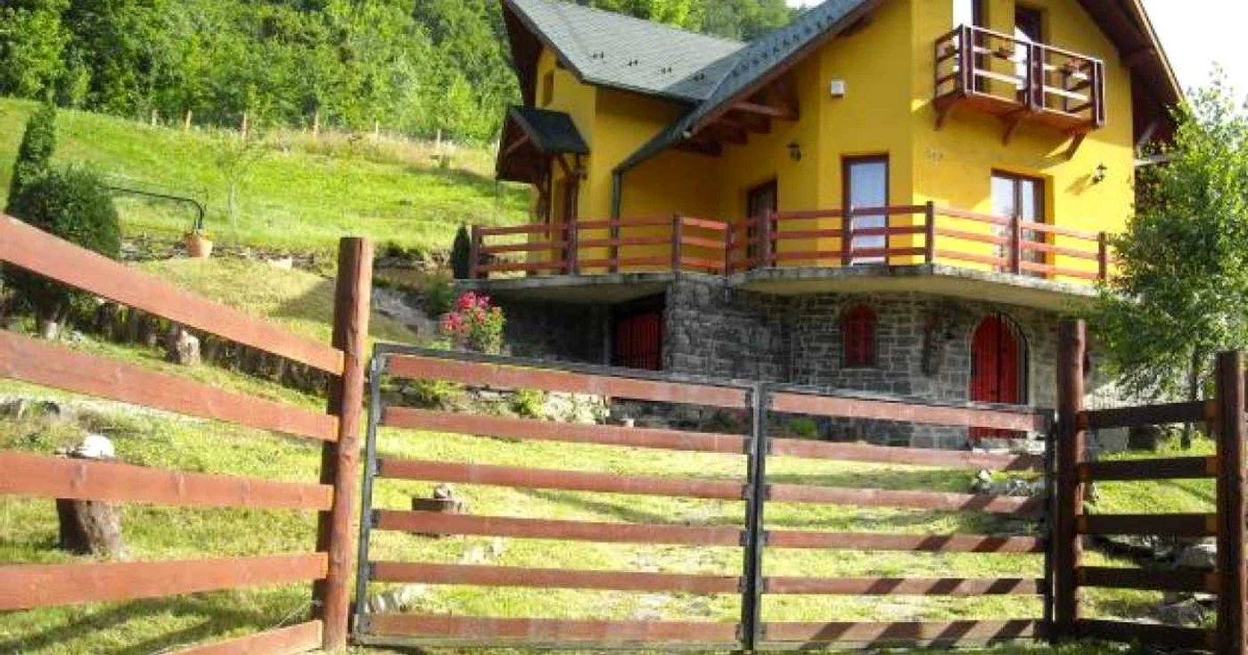 Hotelurile şi pensiunile încep să fie căutate din nou