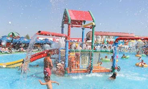 4 act 1 piscina jpeg
