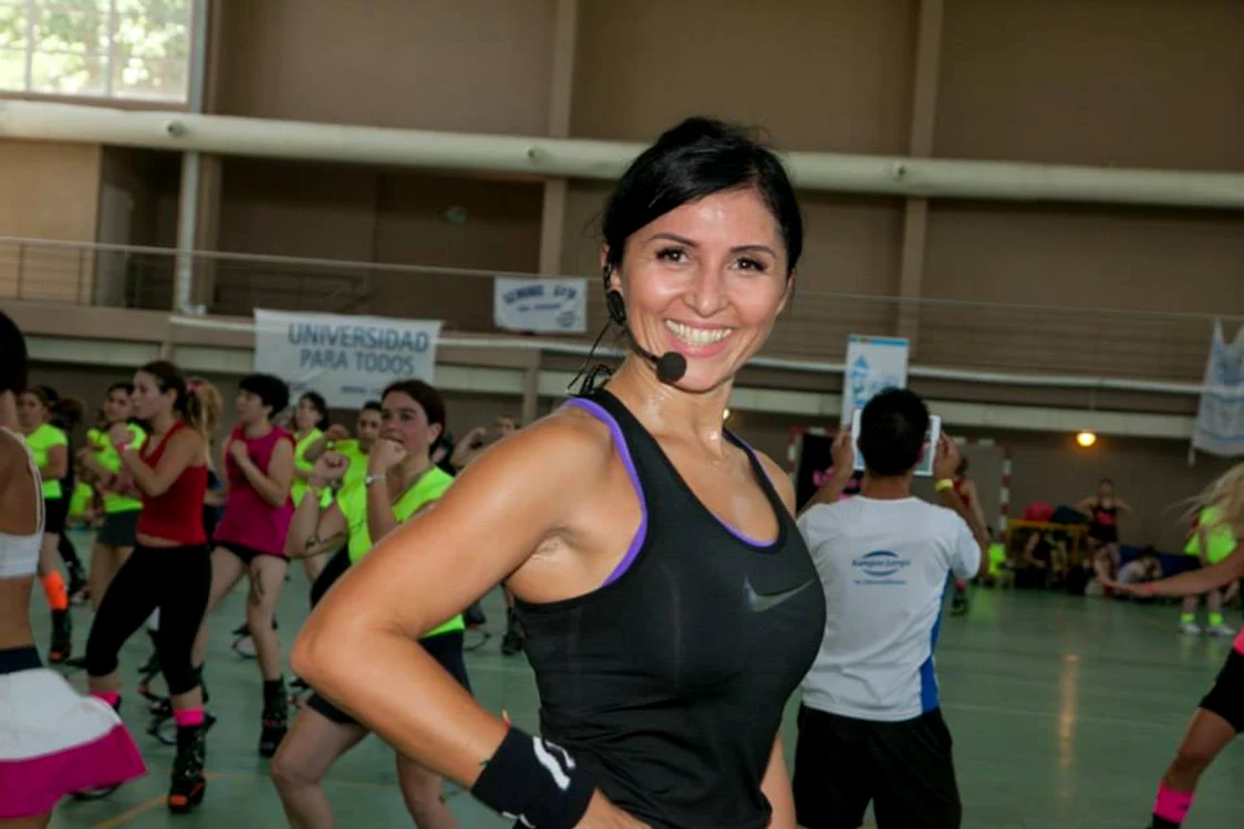 
    Antrenoarea de fitness arată atât de bine în urma celor peste 10 ani în care a făcut Kangoo Jumps Foto Edward Aninaru  