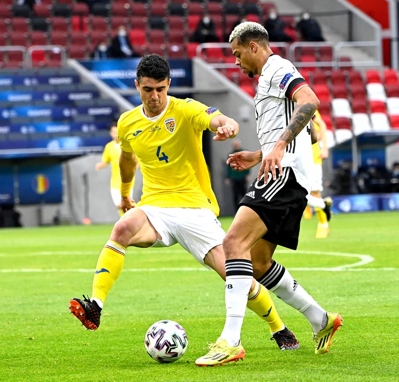 
    Alex Pașcanu a evoluat la CE U21, contra GermanieiFoto: EPA-EFE  