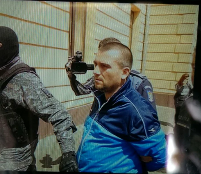 
    Nepotul profesoarei de sport de 61 de ani a fost extrădat din Italia și suspect de omor  