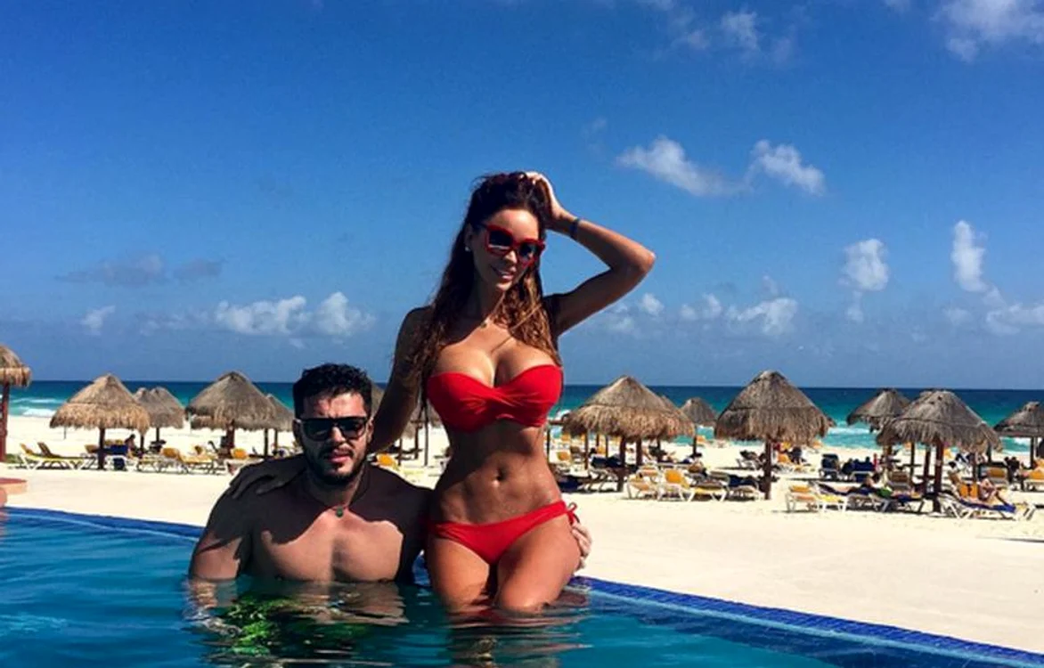 
    Bianca şi Victor se relaxează în Mexicfoto: arhiva personală  
