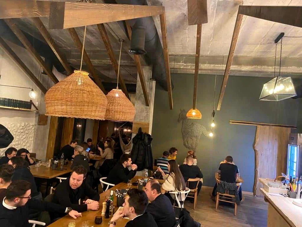 Interiorul restaurantului FOTO Florin Doroțiu 