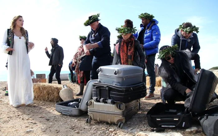 
    Toţi concurenţii au renunţat la telefoanele mobile şi la ceasurifoto: Pro Tv  