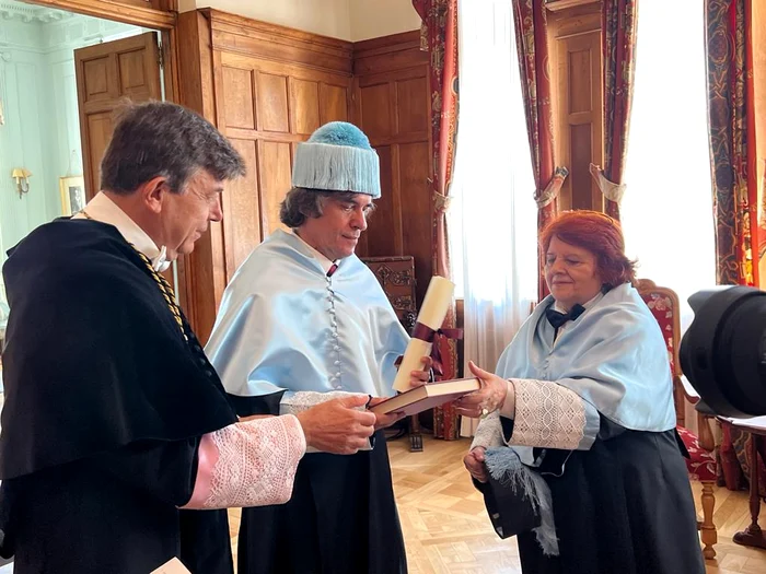Mircea Cărtărescu, în timpul ceremoniei de decernare, la UIMP Santander. FOTO: Arhiva personală