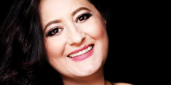 Aura Twarowska