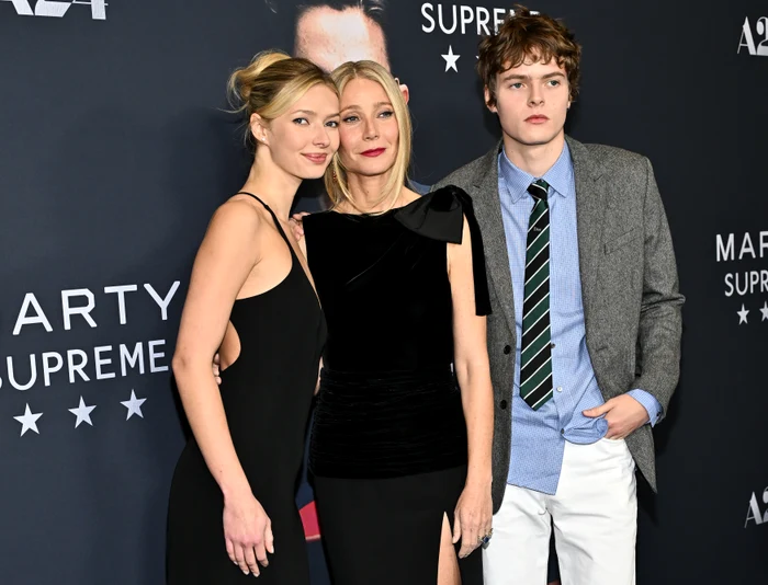 Apple Martin, Gwyneth Paltrow și Moses Martin la premiera filmului „Marty Supreme” 16 decembrie 2025, profimedia 1059812511 jpg