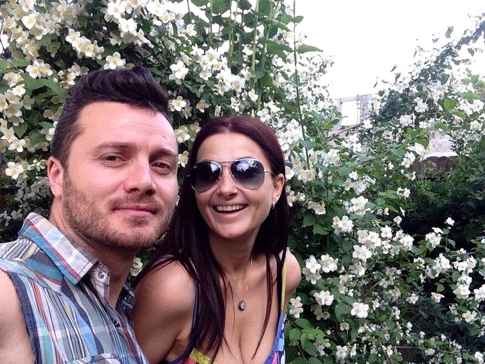 Gabi Cristea radiază la braţul iubitului