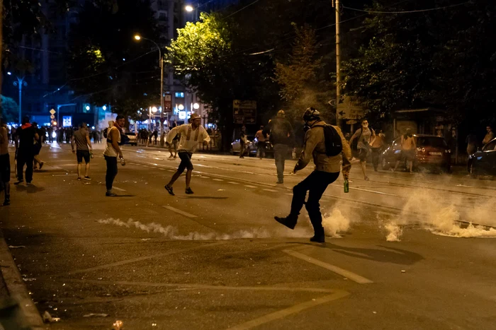 Voluntari, dar proști jpeg