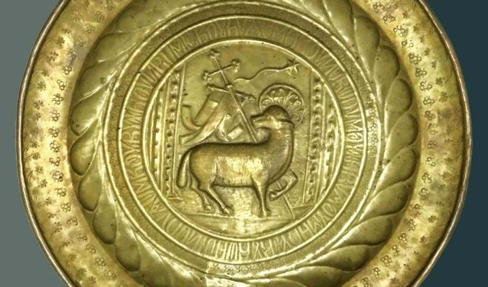 „Agnus Dei. Mielul lui Dumnezeu. Cel ce ridică păcatul lumii”. FOTO CJ Dâmbovița