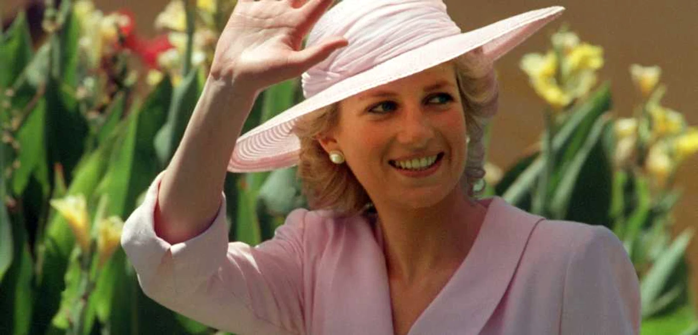 Prinţesa Diana era cunoscută pentru stilul său simplu, dar elegant FOTO Mediafax