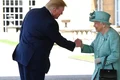 donald trump regina elisabeta 