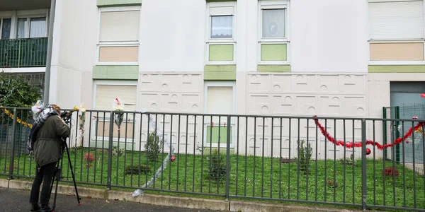 exteriorul blocului de apartamente din Meaux unde au fost gasite cele cinci cadavre Foto AFP jpg