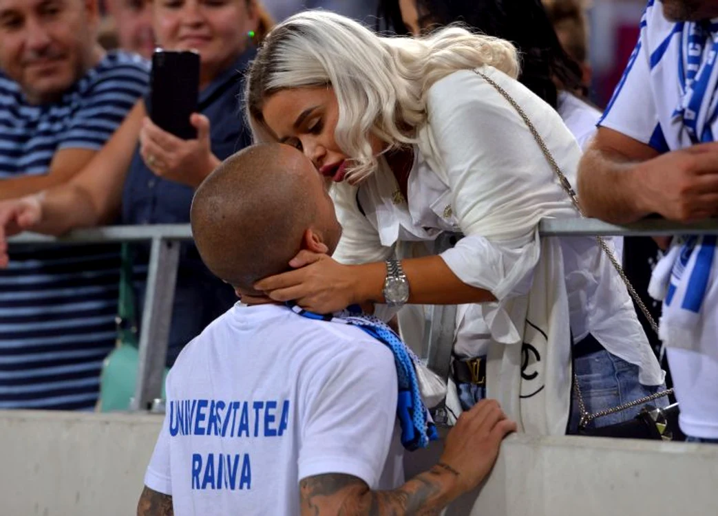 Iubita lui Alex Mitrita era mereu prezenta in tribune la meciurile luiFOTO: Sportpictures.eu