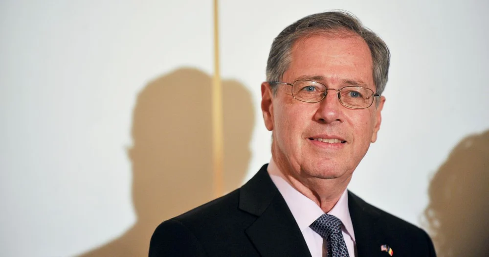 „O greșeală gravă”. Un fost ambasador american la București avertizează asupra exploatării deciziei de retragere a trupelor din România de către Putin