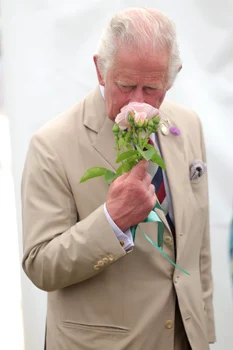 Prințul Charles Parfum (3) jpg