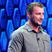 Politistul Marian Godină foto FB