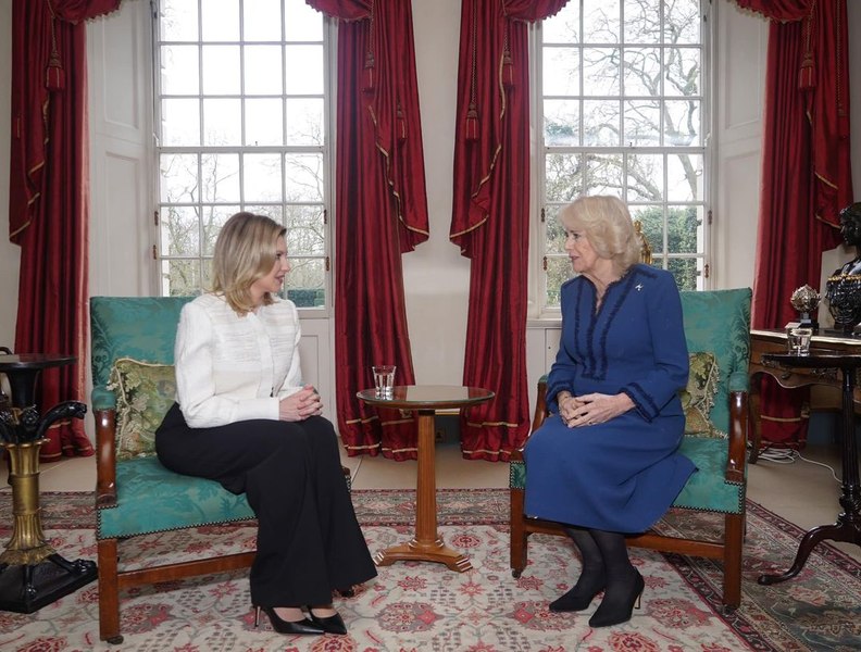Regina Camilla s-a întâlnit cu Olena Zelenska, la Londra. Regele Charles a lipsit de la întâlnire VIDEO
