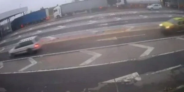 Catalin Chereches Taxi vama Petea jpg