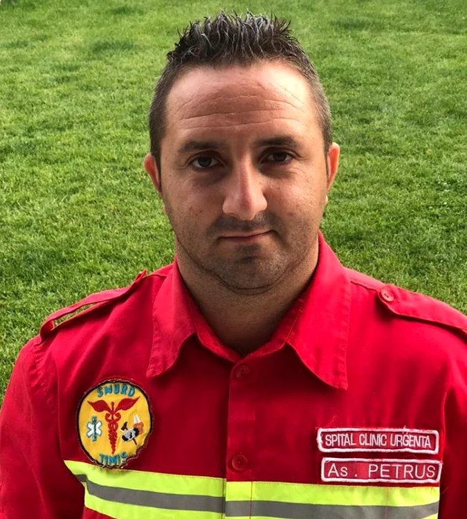 Asistentul SMURD a fost trimis să îşi salveze propriul copil, victimă a unui accidentFoto Facebook MAI