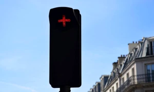 red cross traffic light 1 jpg