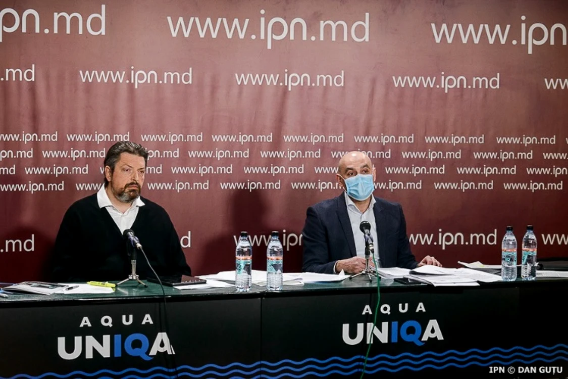 Vladimir Rusu şi avocatul Sergiu Istrati FOTO IPN