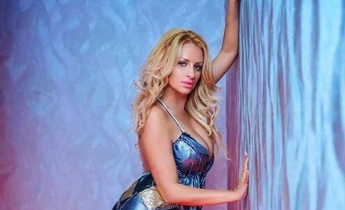 
    Sânzianei Buruiană a devenit mămică la începutul anului trecutfoto: Arhiva Personală  