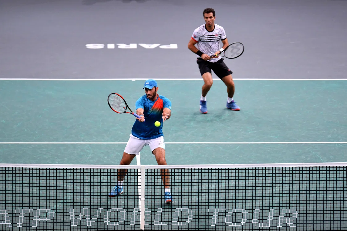 
    Alături de Jean Julien Rojer, românul s-a înclinat (4-6, 4-6) în fața cuplului hispano-american Granollers/RamFoto: GettyImages  