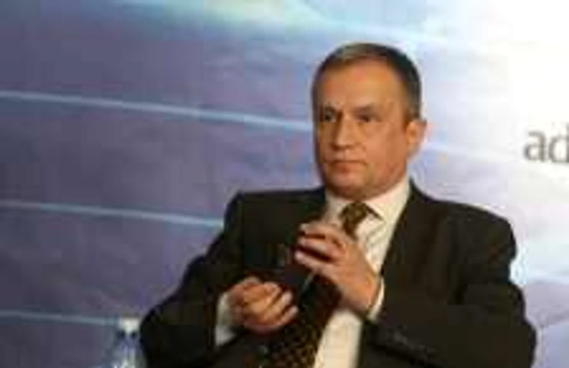 Vasile Iuga, country managing partner PricewaterhouseCoopers, la Bucharest Forum/Energy, eveniment organizat de Adevărul Group şi Institutul Aspen România FOTO Marian Iliescu