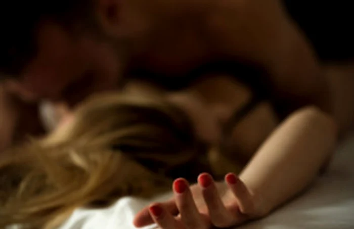 
    După o joacă orală, sexul poate fi mult mai intens şi te poate aduce la orgasmfoto: 123RF  