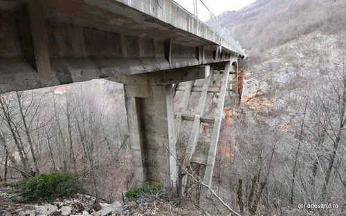 Ciaductul Crivadia  Foto Daniel Guță  ADEVĂRUL (13) JPG