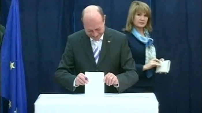 Traian Băsescu a votat pentru ultima oară în calitate de şef al statului